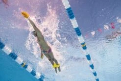 FINIS Axis Buoy 24 FINIS Axis Buoy -TYR Sales Store 1.05.041 image usage 55