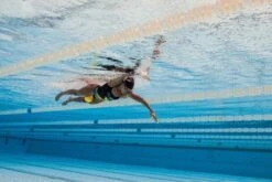 FINIS Axis Buoy 20 FINIS Axis Buoy -TYR Sales Store 1.05.041 image usage 31