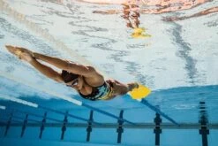 FINIS Foil Monofin -TYR Sales Store 1.35.012 image usage 25