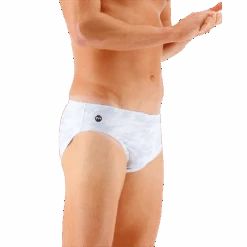 TYR Male Whiteout Camo Racer -TYR Sales Store RWCM7A 100 alt06